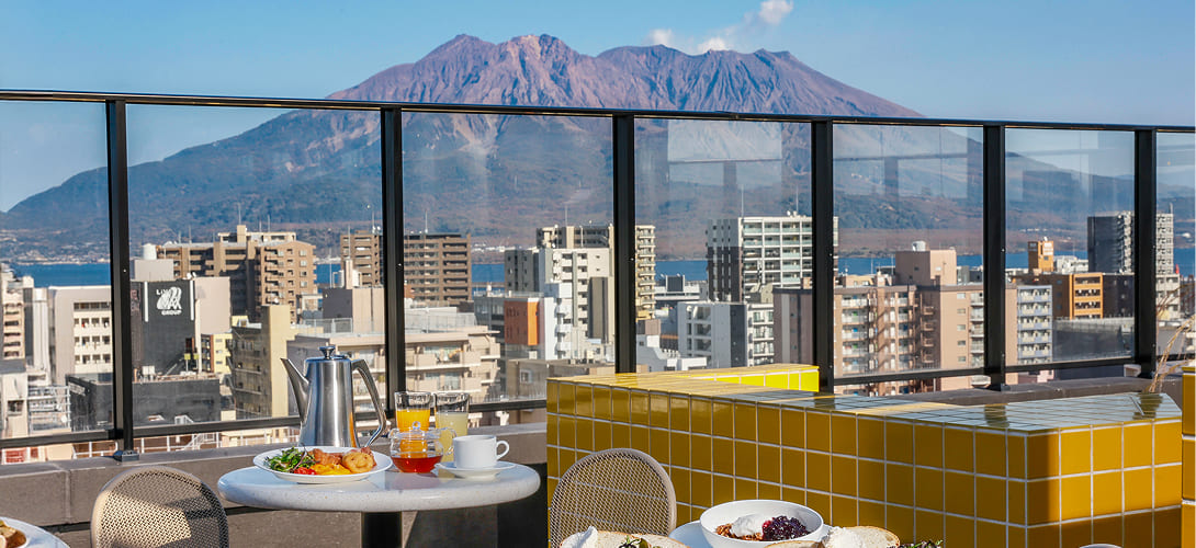 A MORNING WITH SAKURAJIMA